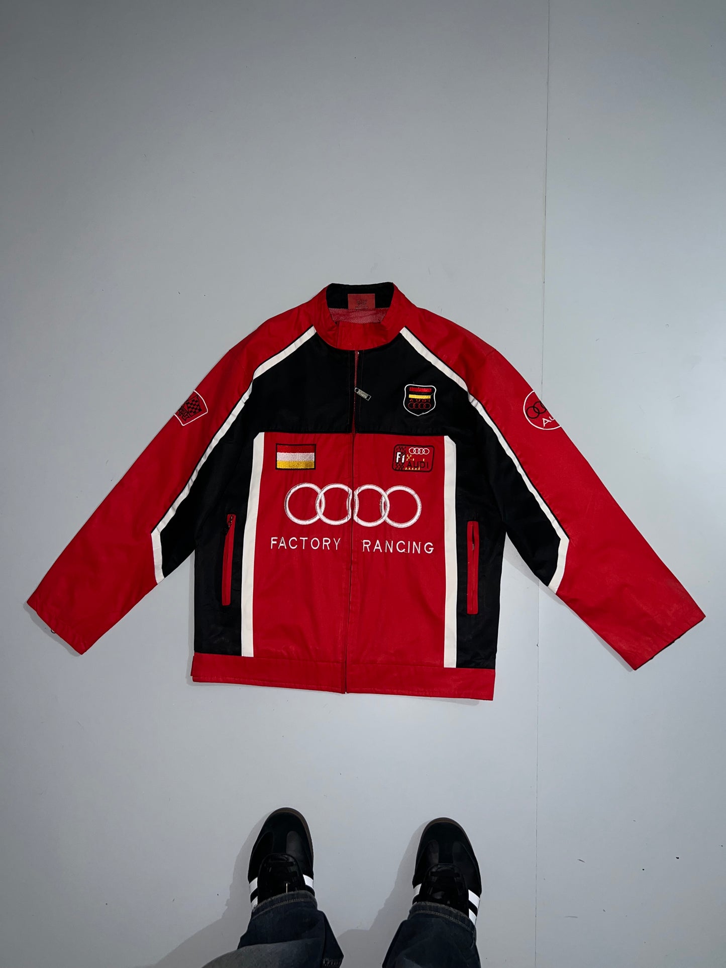 !                Super Premium (RARE) Racing Jacket (L/XL)