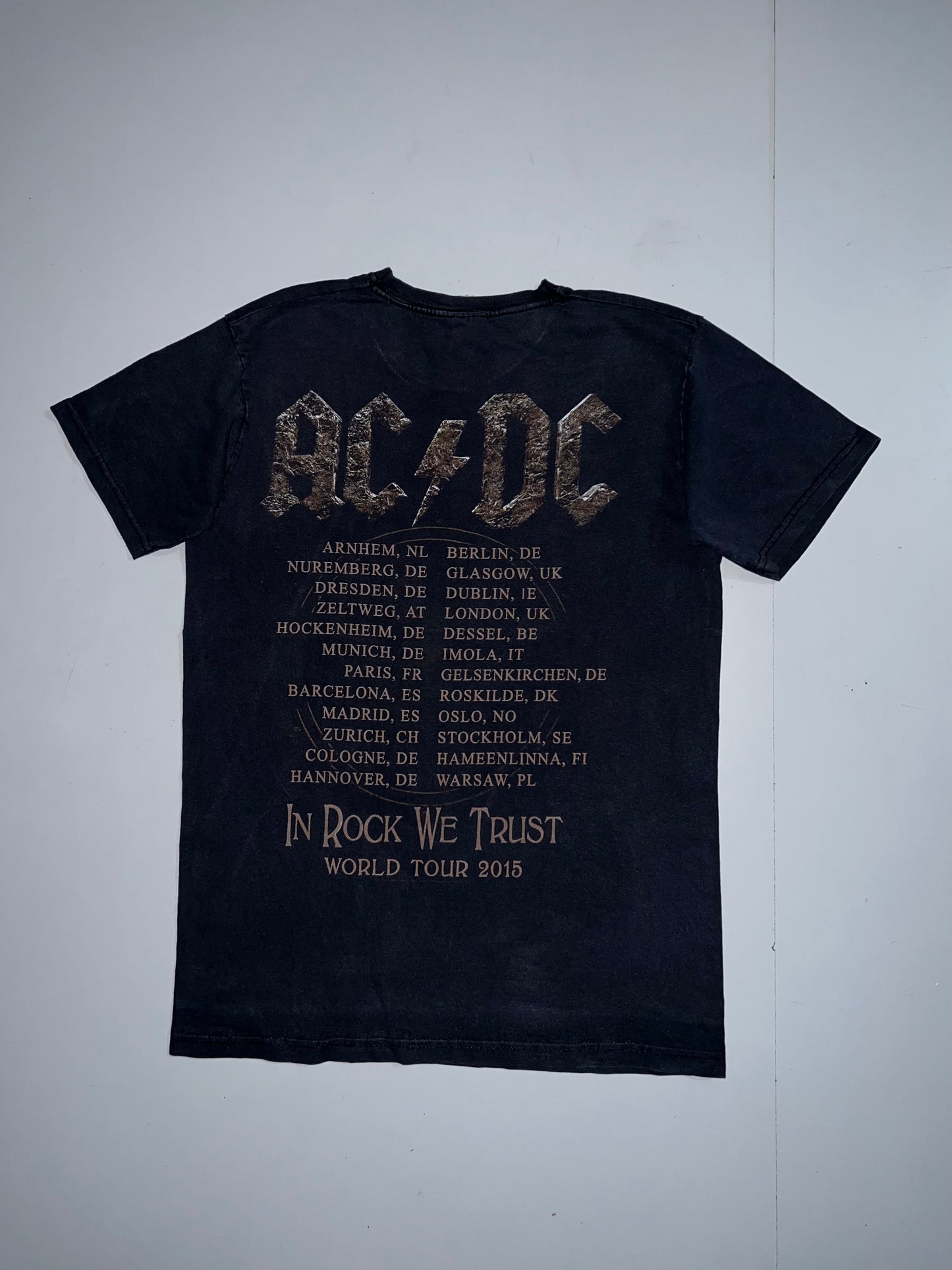 !                           ACDC Band Tee (S)