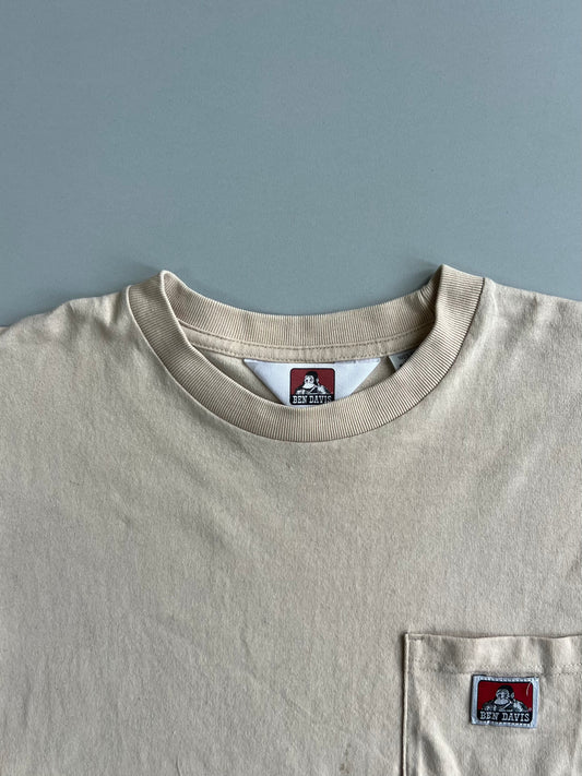 Ben Davis Heavyweight Long Sleeve Pocket T-Shirt in Cream (M)