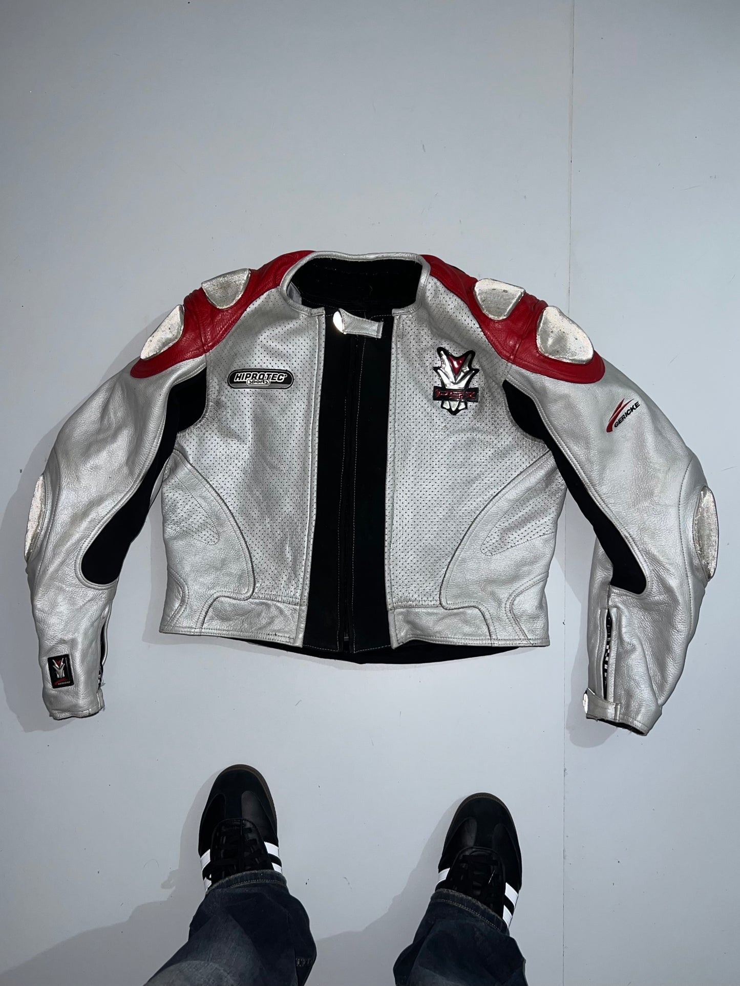 ZSuper Rare Original leather Jacket with Padding (S/M)