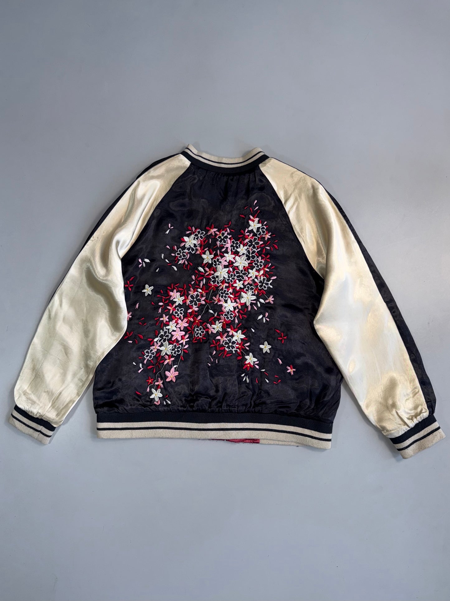 ZReversible Japanese Floral Fully Embroidery Satin Bomber RARE (S/M)