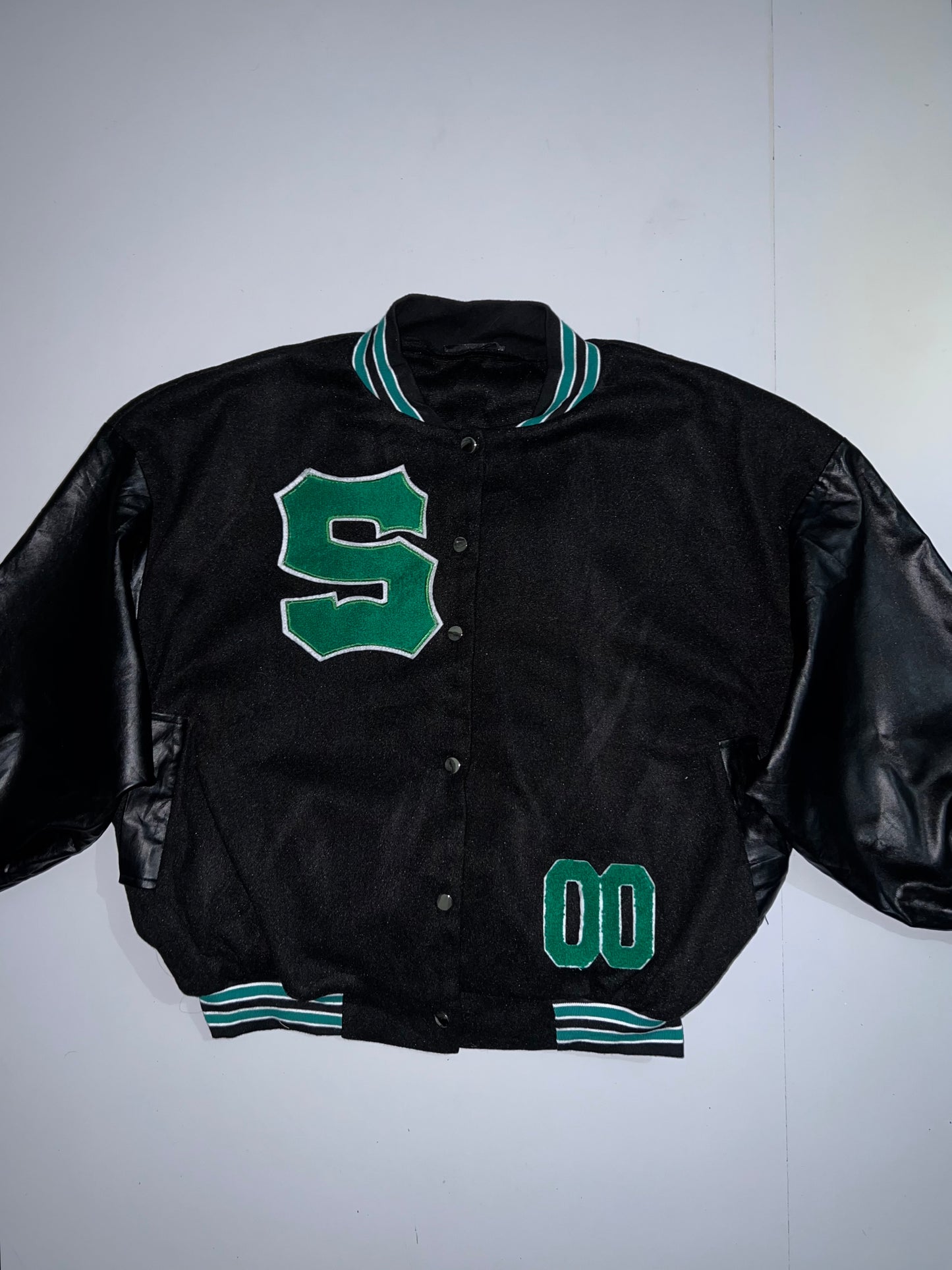 ZSuper Premium Varsity Jacket Leather sleeve  OVERSIZED (S)