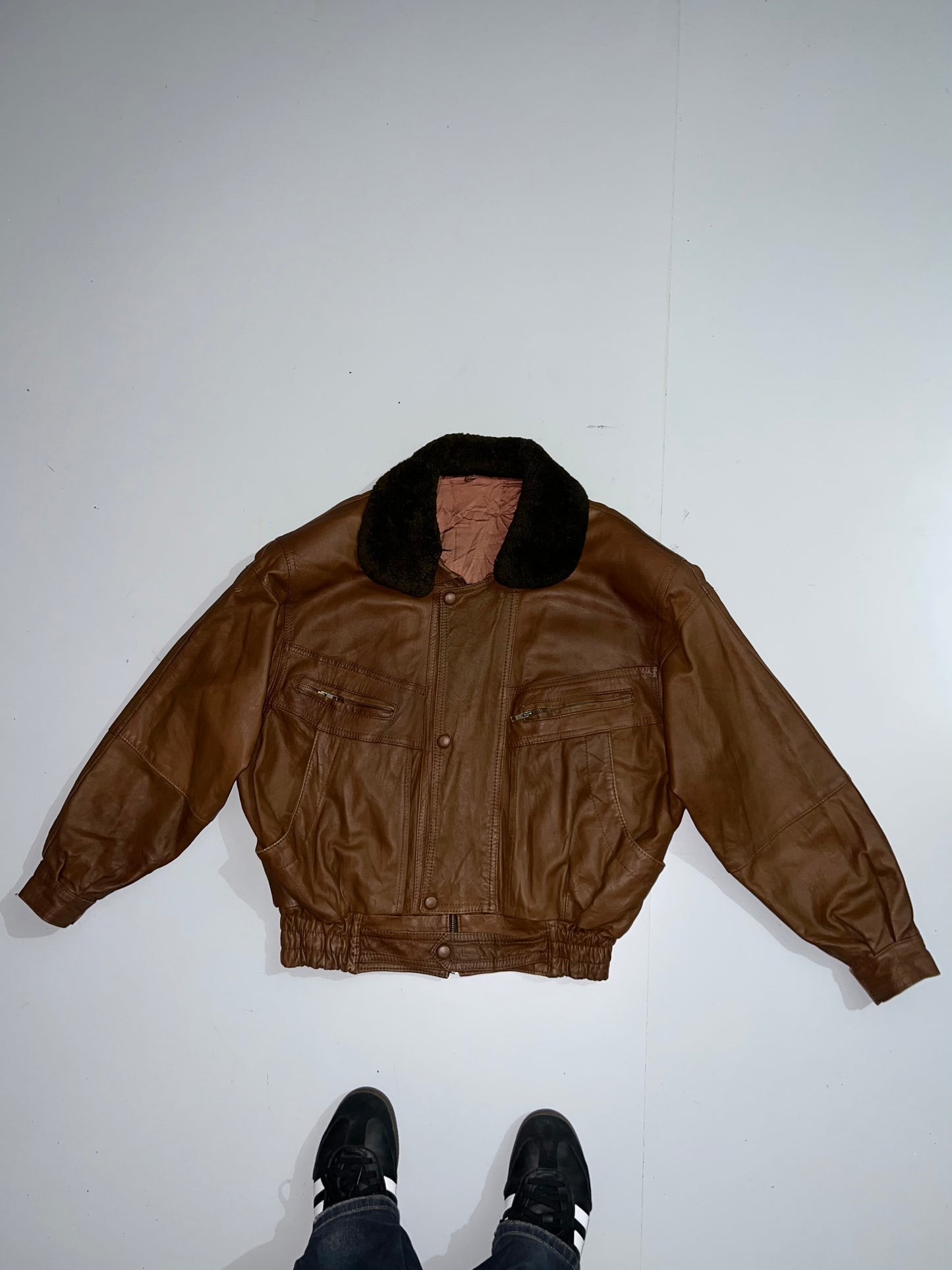 !               Super Rare Designer Original Leather (XL)