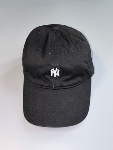 New York Yankees MLB Mini Logo Cap (M/L)