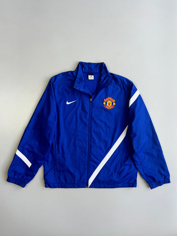 Nike Manchester United FC Diagonal Stripe Crest Training Presentation Windbreaker Jacket Blue (XL)