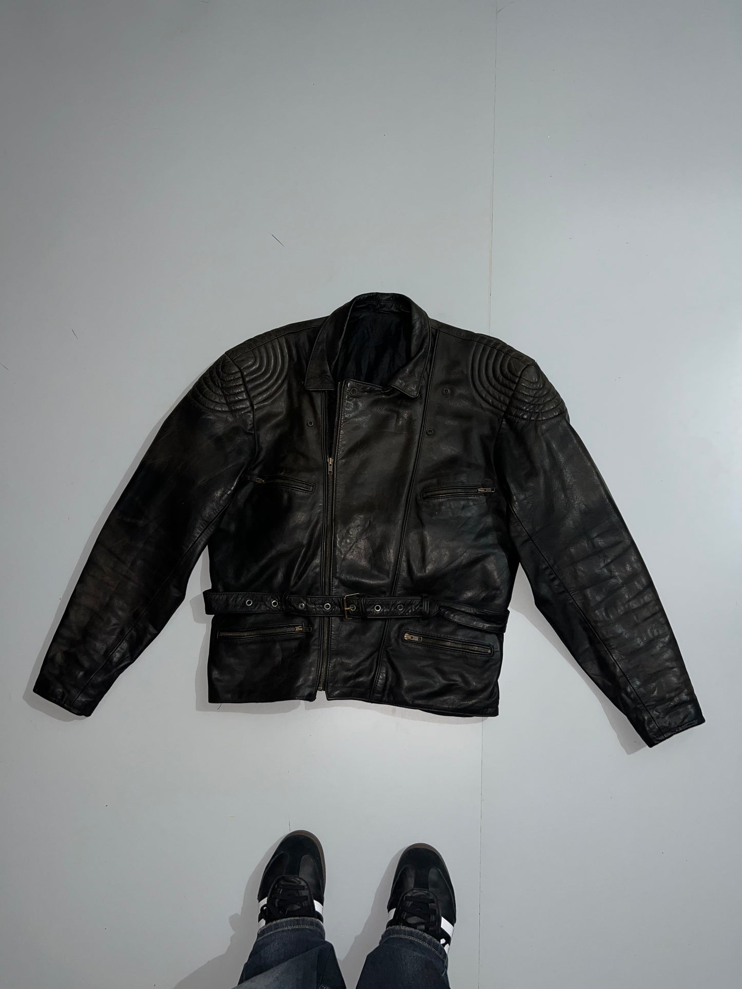 !                                                                                                                                                  Super Rare    Original Leather  Jacket (XL/2XL)