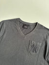 MLB New York Yankees V-Neck Pocket Tee – Tonal Embroidered Logo(L/XL)