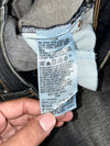 Vintage Levi’s 570 Straight Fit Jeans (W:30 |L:41)
