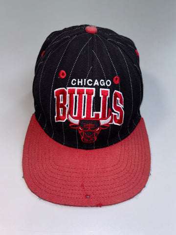 Mitchell & Ness Chicago Bulls | NBA Hardwood Classics Pinstripe | Snapback Cap (Adjustable)