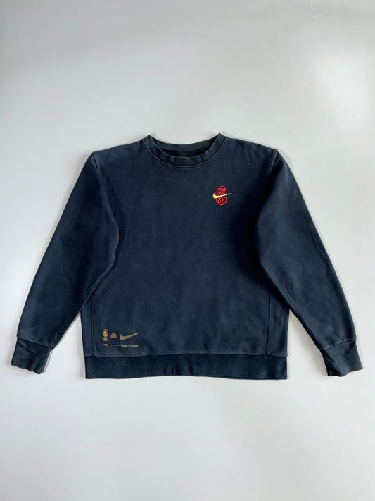 Nike x NBA “Unity – United In Sports” Crewneck Sweatshirt (L)