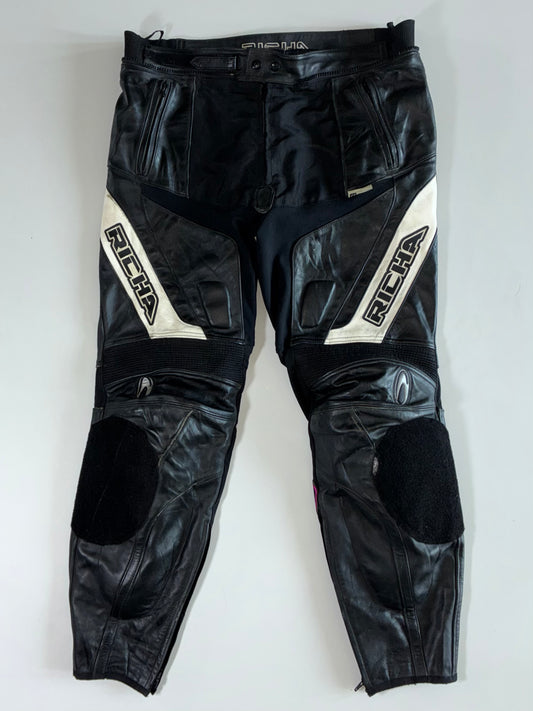 Richa Black Performance Leather Pants Knee Padded (W:40|L:41)