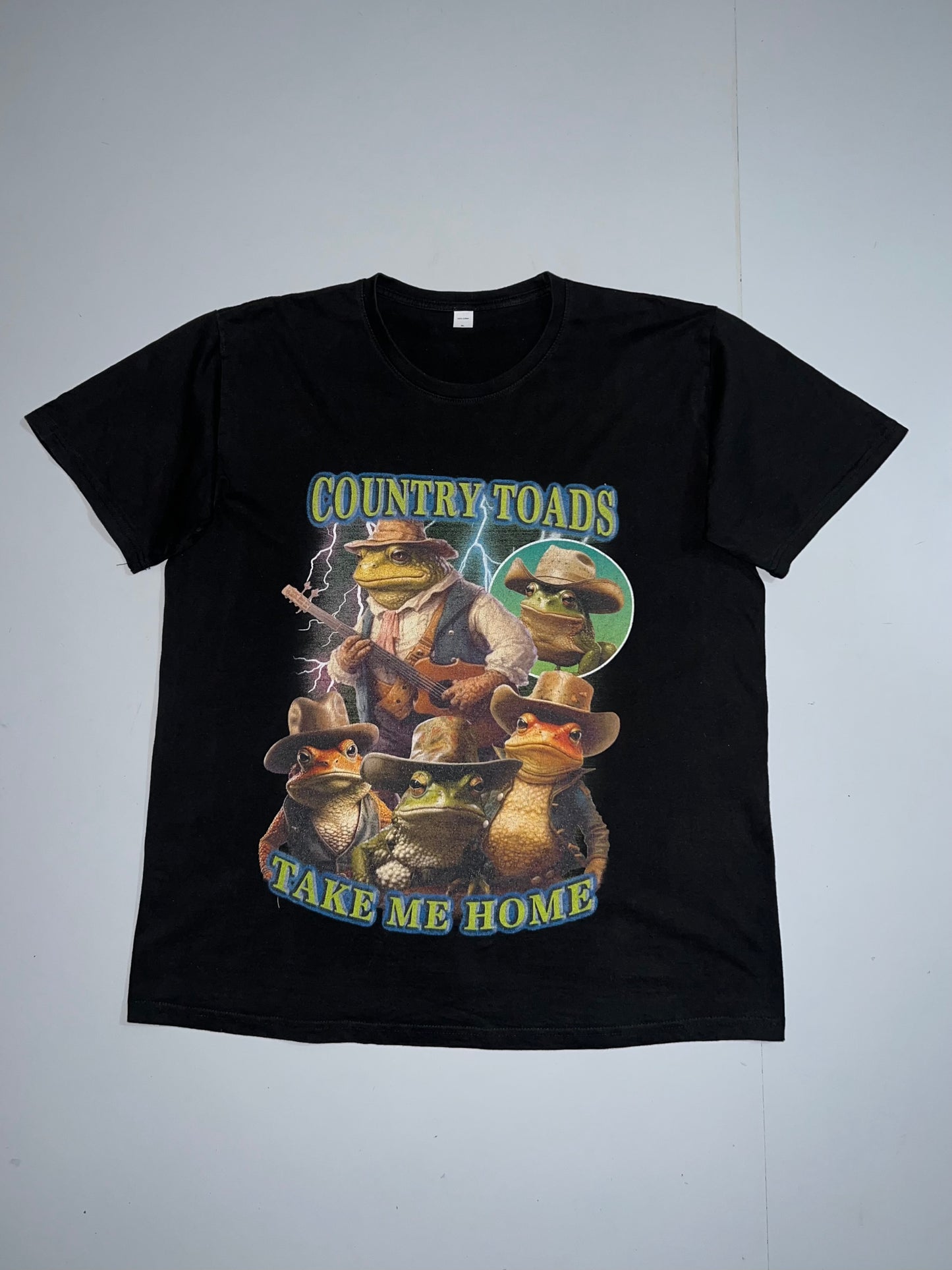 !                            COUNTRY TOADS TAKE ME HOME T-SHIRT Size-  (XL)