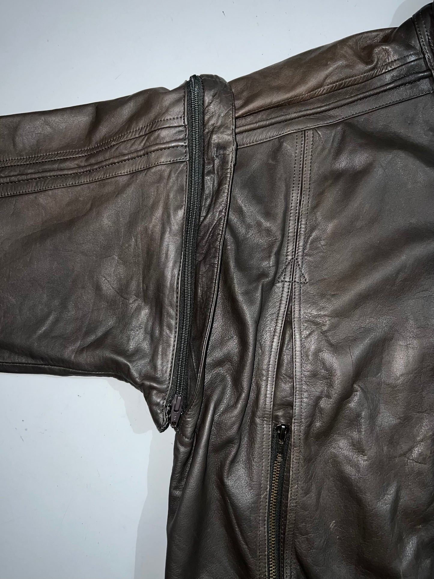 ZSuper Premium Original Leather (DETACHABLE ARMS) (L/XL)