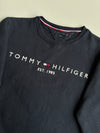 Tommy Hilfiger Essential Logo Black Crewneck Sweatshirt(M)