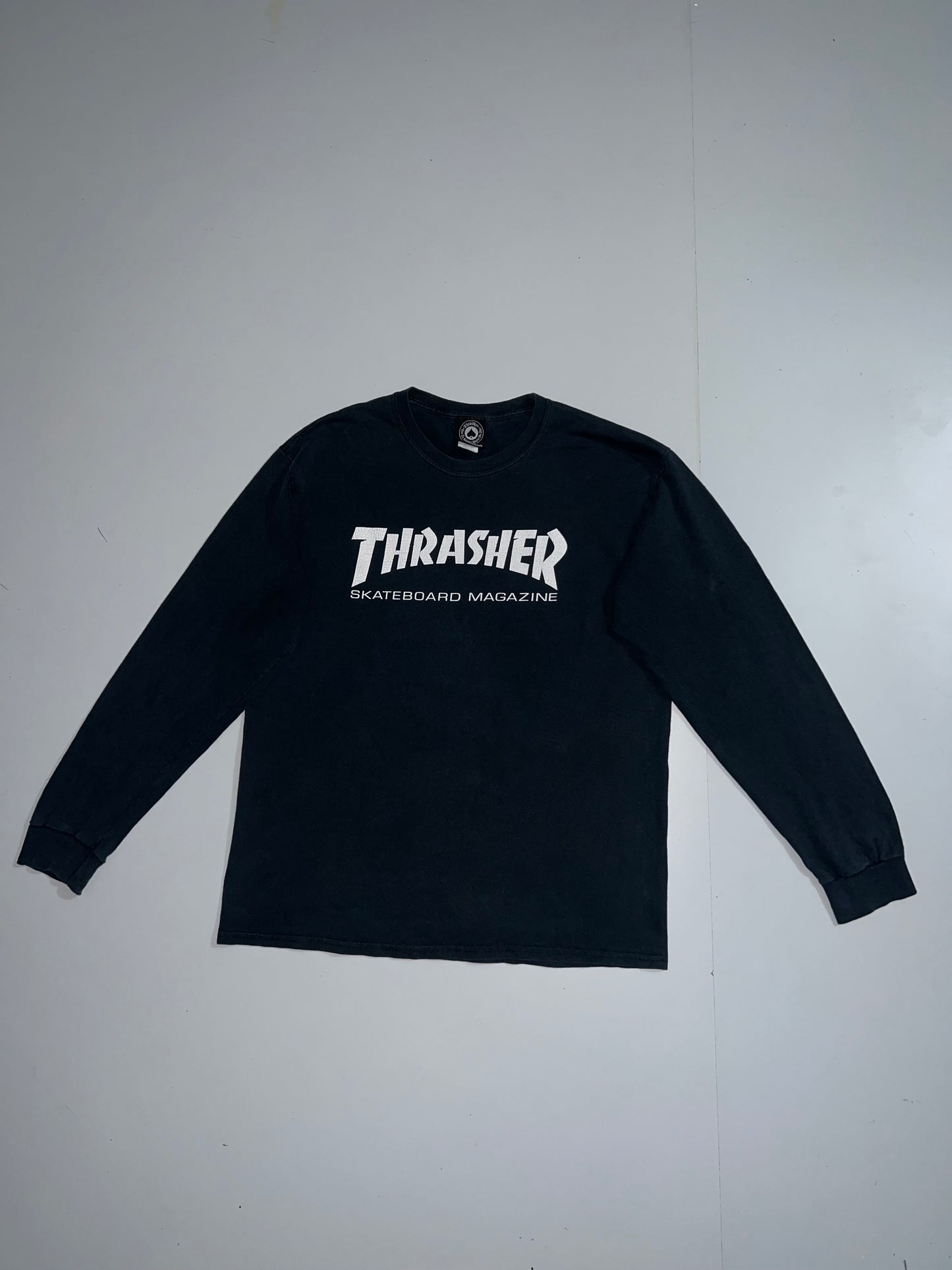 !                                                      Thrashers Authentic Fullsleeves Size - (L)