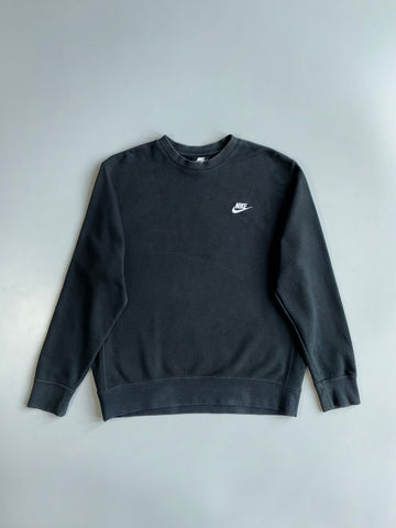 Nike | Club Fleece Embroidered Swoosh Crewneck (L)