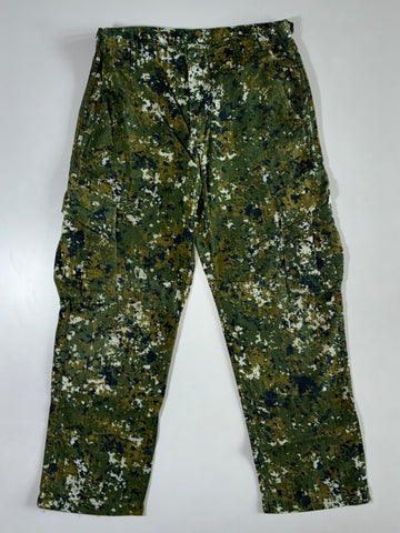 Digital Camo Cargo Pants — GTM Vietnam (W:34|L:39)