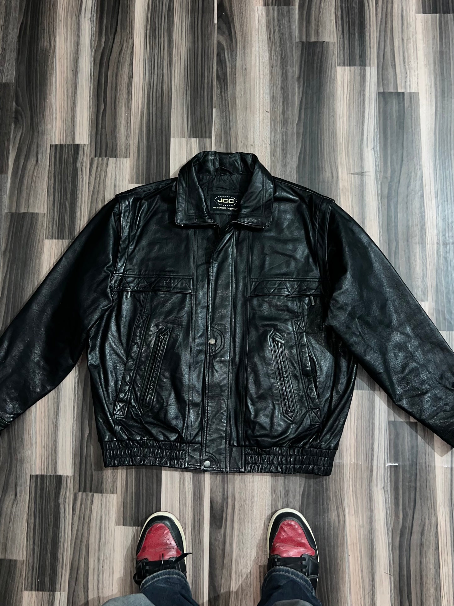ZDETACHABLE ARMS Super Premium Original Leather  (XL/2Xl)