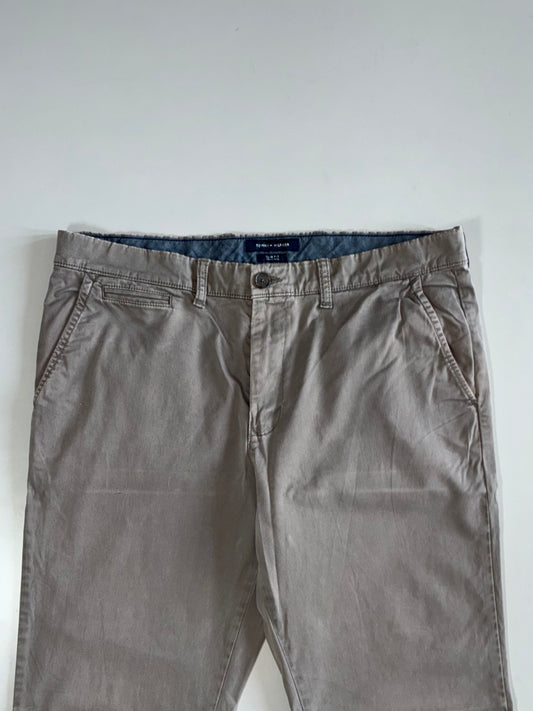 Tommy Hilfiger Grey Slim Fit Chinos (W:36|L:39)