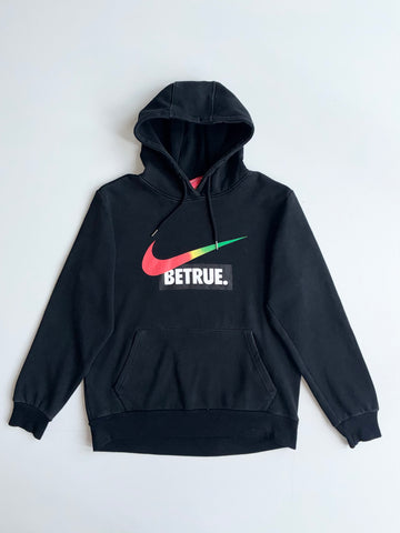 Nike Be True Rainbow Swoosh Hoodie – Black (M)