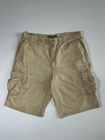 Dickies Khaki Cargo Shorts (W:40|L:25)