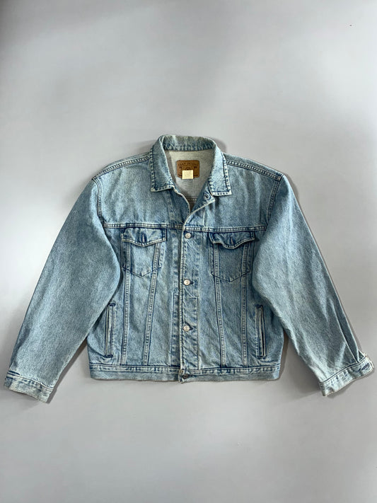 Vintage GAP Denim Light Wash Trucker Jacket (L)