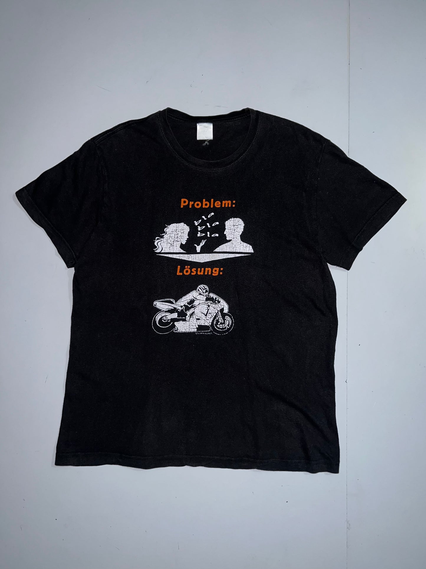 !                                                                      Super Premium Vintage Tee (M/L)