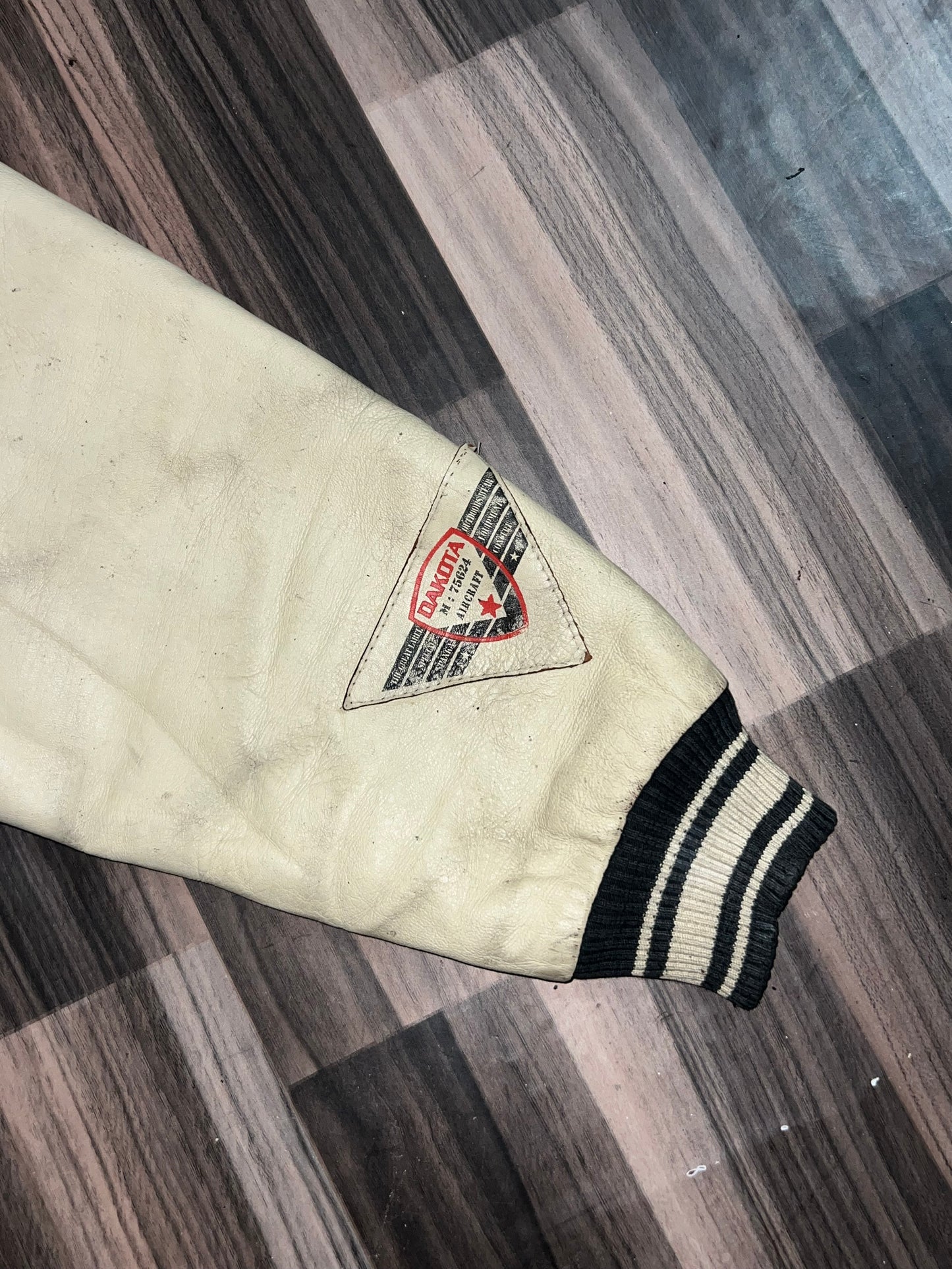 ZDAKOTA* Original Leather Jacket (SUPER RARE) (L) Very rare