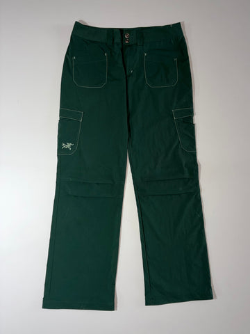 Arc’teryx Women’s Dark Green Cargo Pants (W:32)(L:40)