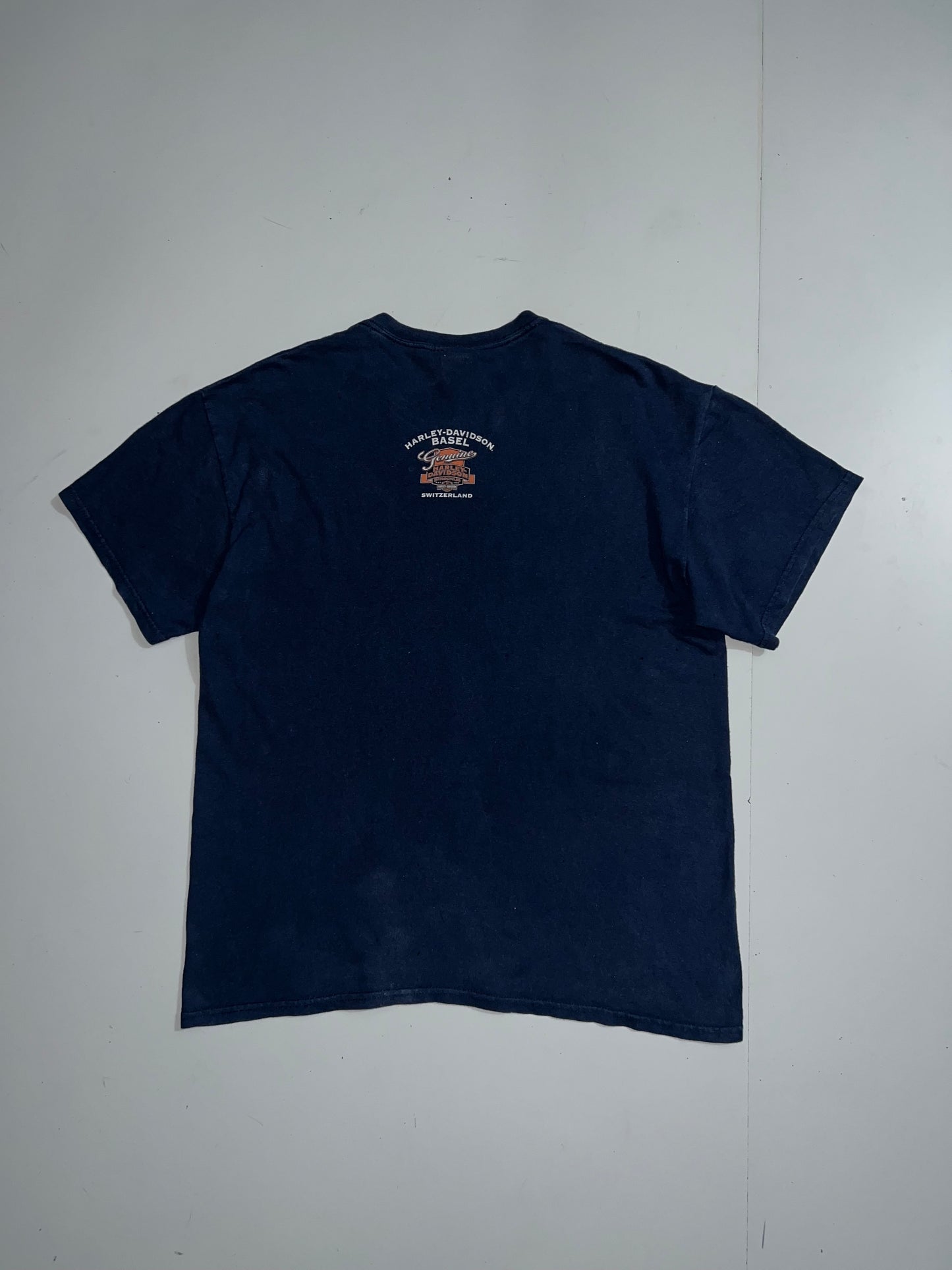 !                                                                            Harley Davidson Original Vintage tee (L) can fit M also