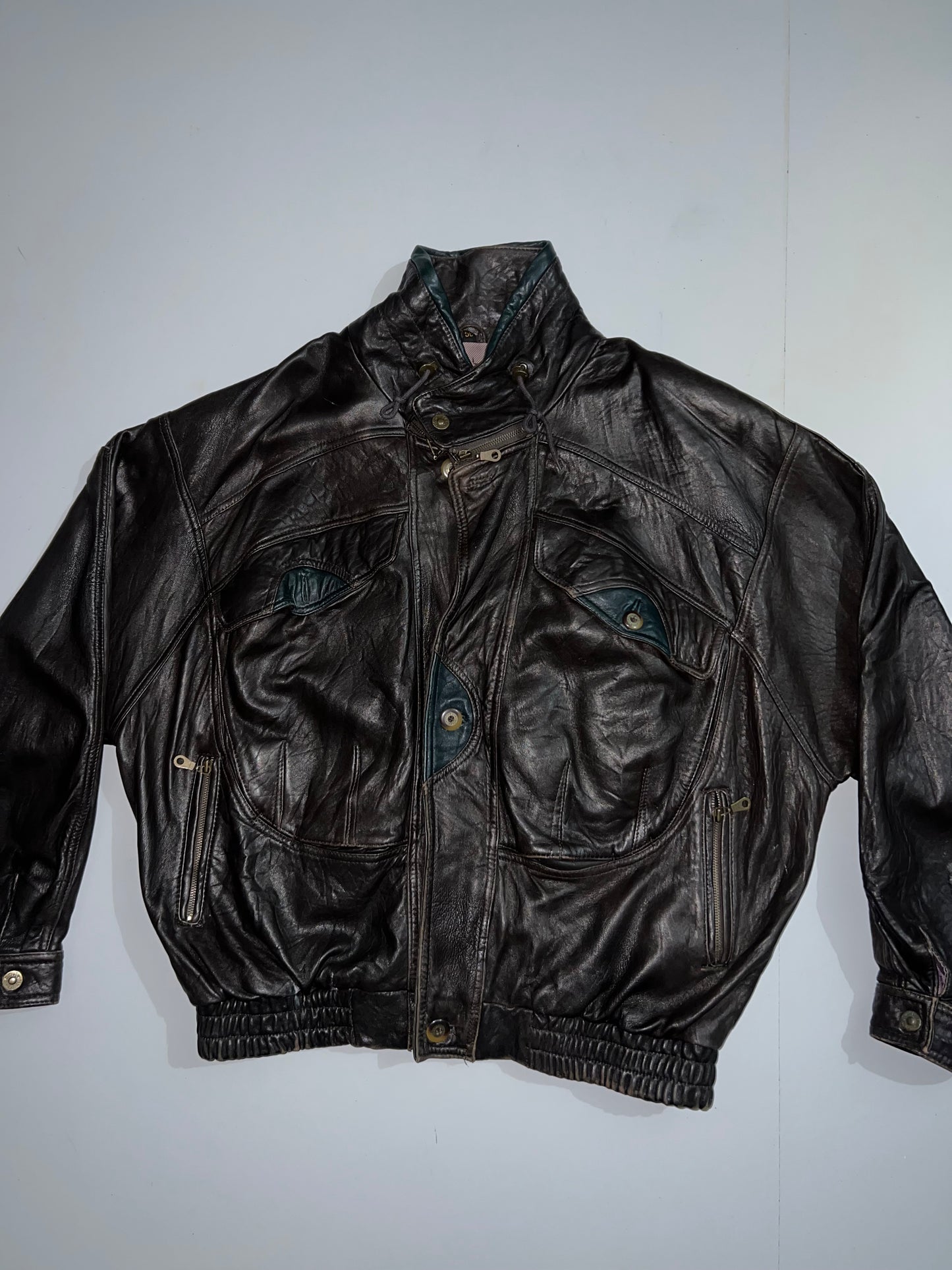 !                                                                                                                                                                                        Super Premium Original Leather (RARE) (2XL/3XL)