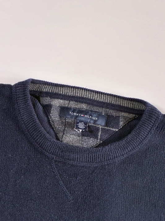 Tommy Hilfiger Classic Flag Logo Crewneck Knit Sweater – Navy Blue (XL)