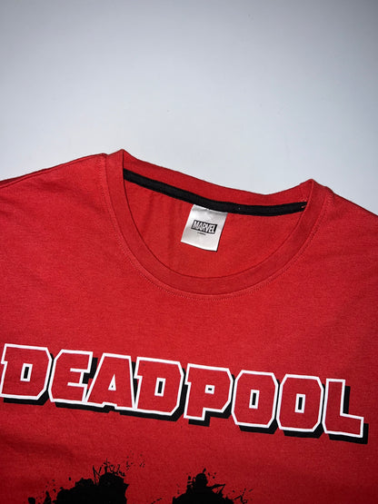 !                        Marvel Authentic Deadpool tee size - (M/L)