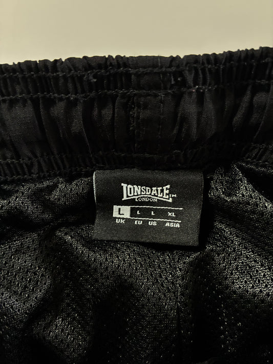 Lonsdale London Nylon Cargo Shorts (W:34) (L:20)
