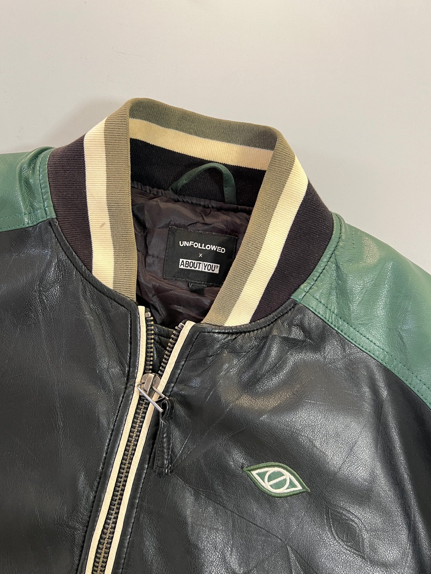 ZSuper Premium Leather Jacket (lil defects) (M/L)