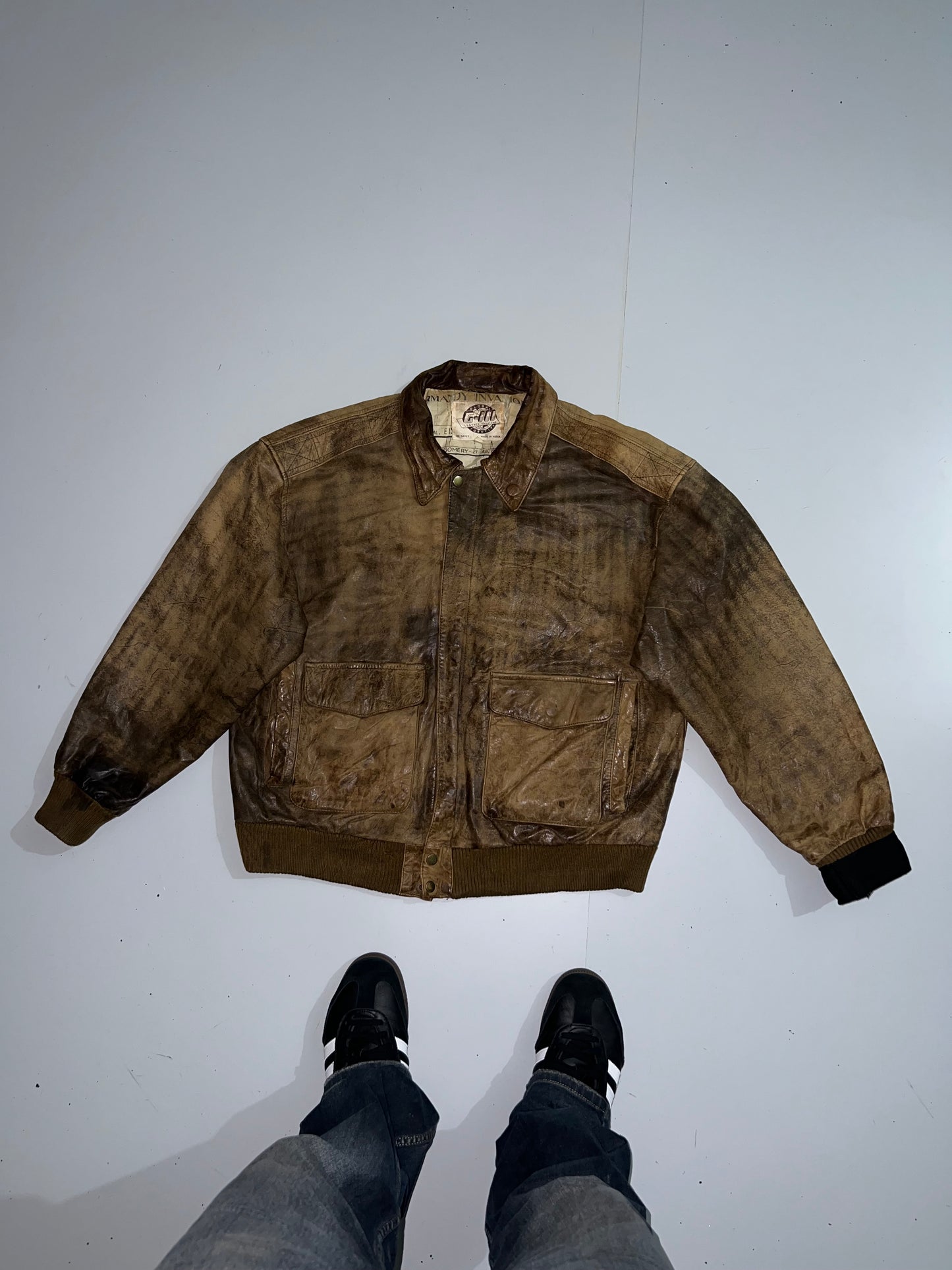 ! !      Super Premium Original Leather (RARE) (L/XL)