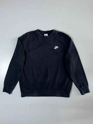 Nike | Basic Embroidered Logo Crewneck Sweatshirt Black (M)