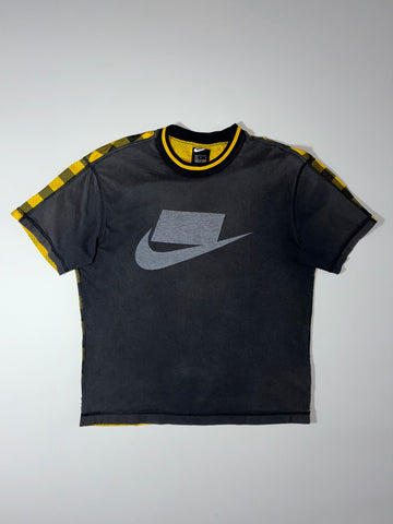 Nike | Big Swoosh Colorblock Tee Black/Yellow (XL)