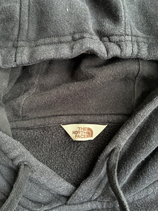 The North Face Black Pullover Hoodie – Embroidered Logo (M)