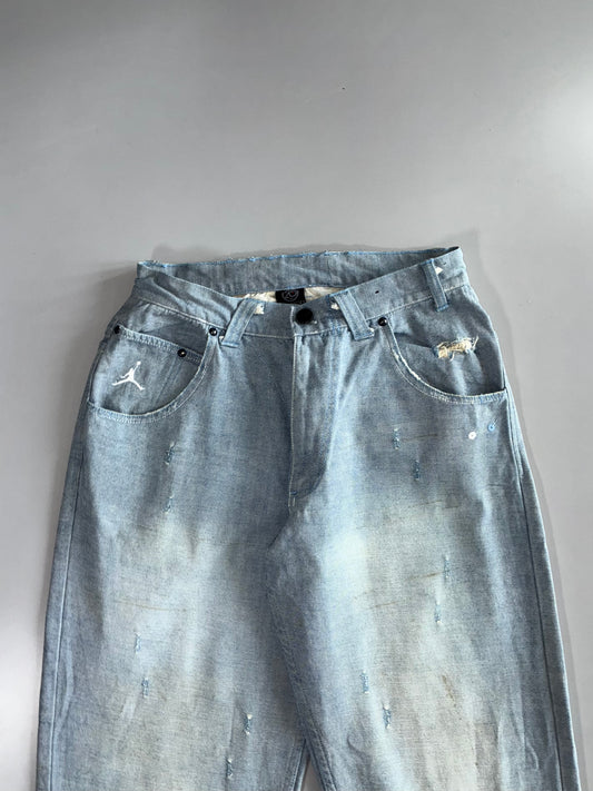 Jordan Brand 20th Anniversary Baggy | Distressed Denim Jeans (W28 |L:41)