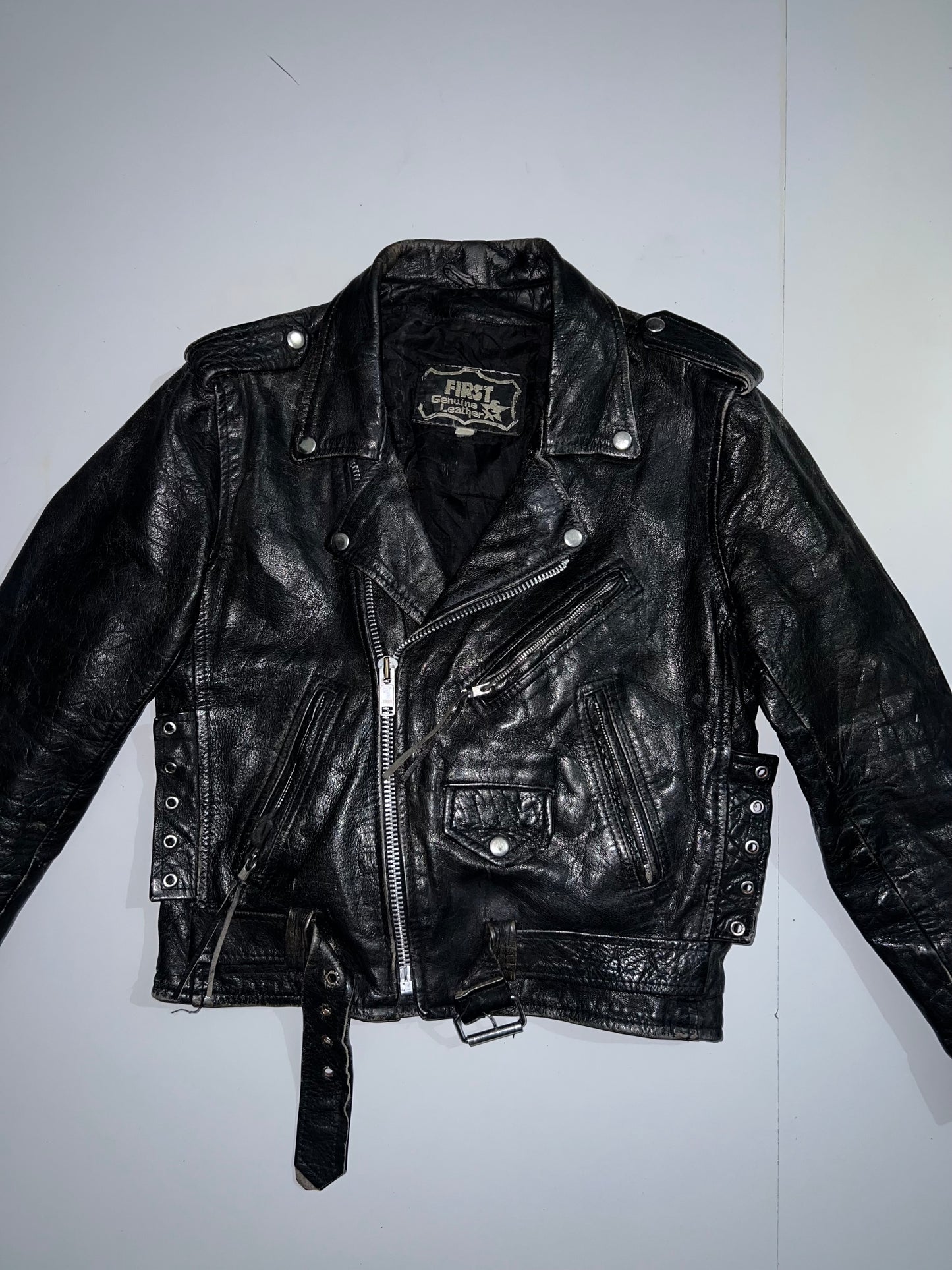 ZSuper Premium  (RARE) Original Leather (XS/S)