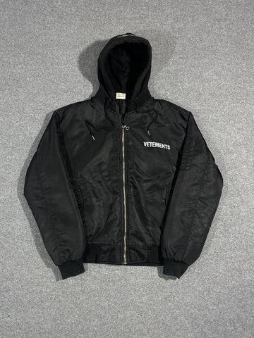 ZVetements Oversized Black Bomber Jacket – Rare Streetwear (L/XL)