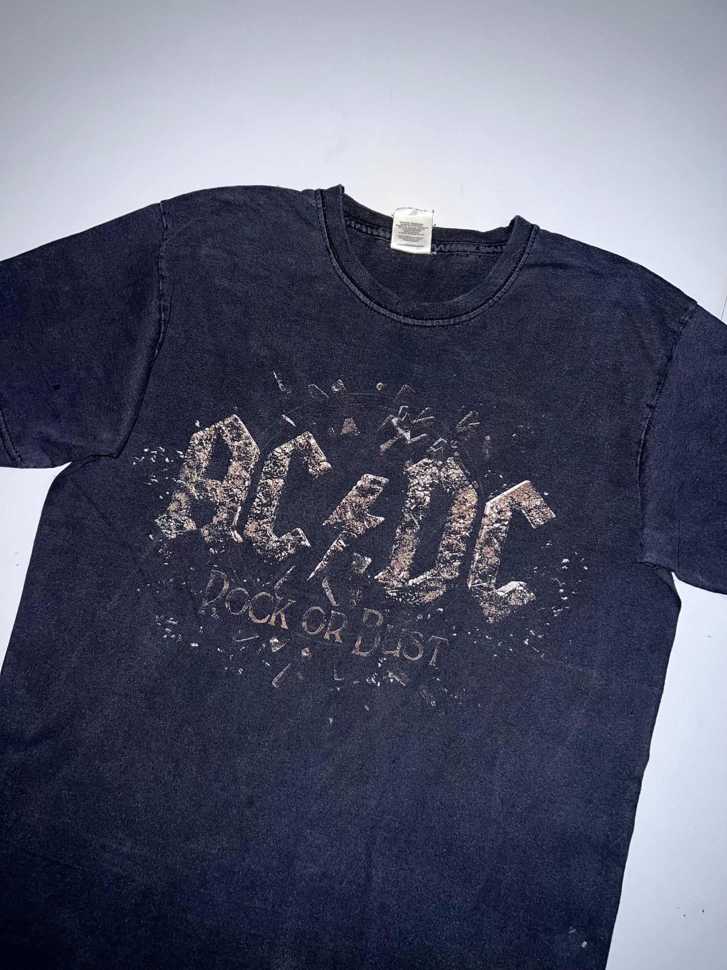 !                           ACDC Band Tee (S)