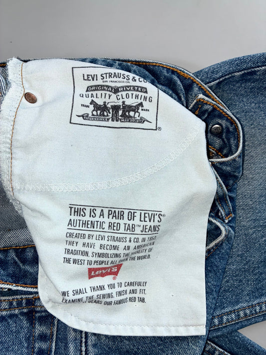 Vintage Levis Strauss 517 Premium OyDenim Jeans (W:32 | L:44)