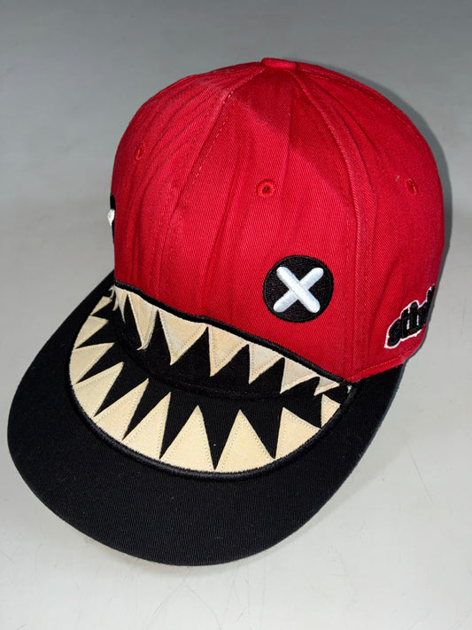 Elstinko Shark Teeth Monster Face Red & Black Fitted Cap – Korean Streetwear (54cm)
