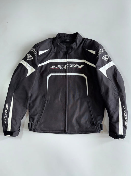 Vintage Ixon’s Original Premium Racing Jacket (L)(Paded) (L)
