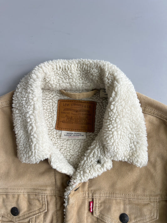 Levi’s Premium Corduroy Sherpa-Lined Trucker Jacket(S/M)