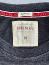 Shen Lu | American Casual Graphic Longsleeve Navy | (L)