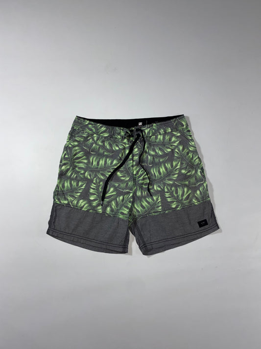 Globe Green Monstera Leaf Print Board Shorts (W:33) (L:16)