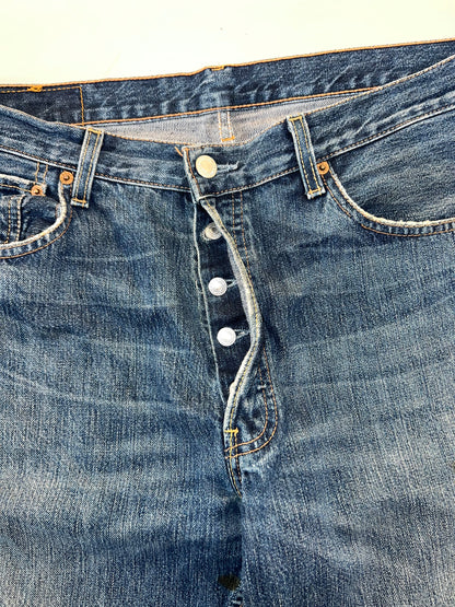 !                                                                                                                                      Levis 501 Original (RARE) Denim W-34 L-40